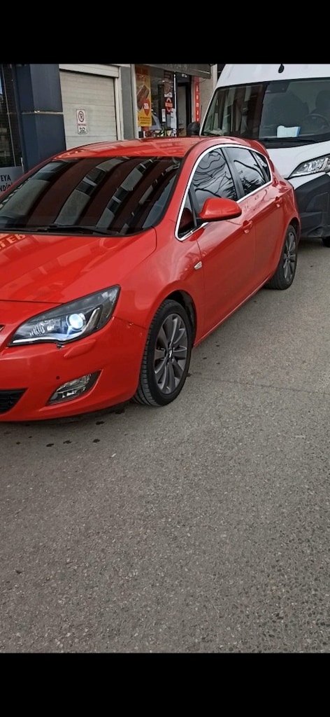 Opel Astra j cosmo değişensiz - 2