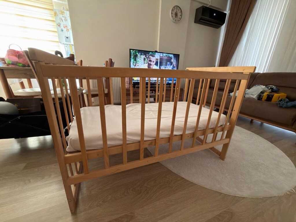 ahşap bebek beşiği - 10