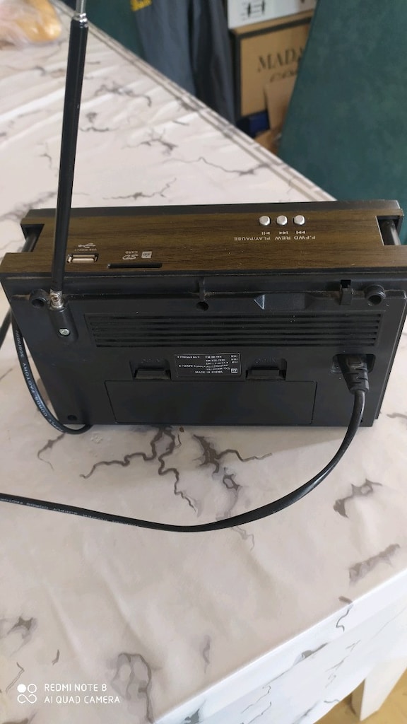 Nostalji eski ahşap radyo - 3
