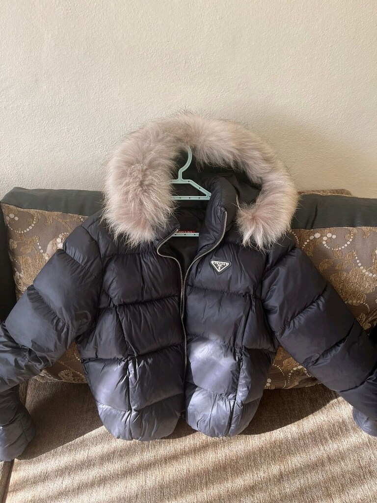PRADA MONT