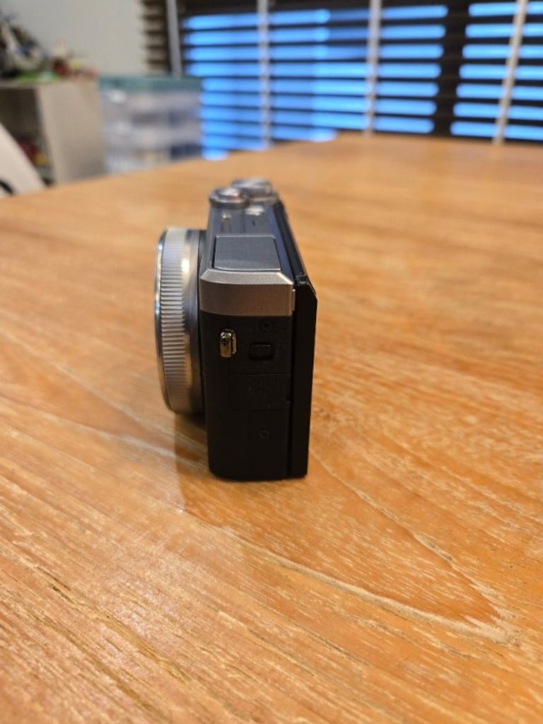 Canon PowerShot G7 X Mark III Dijital Fotoğraf Makinesi - 3