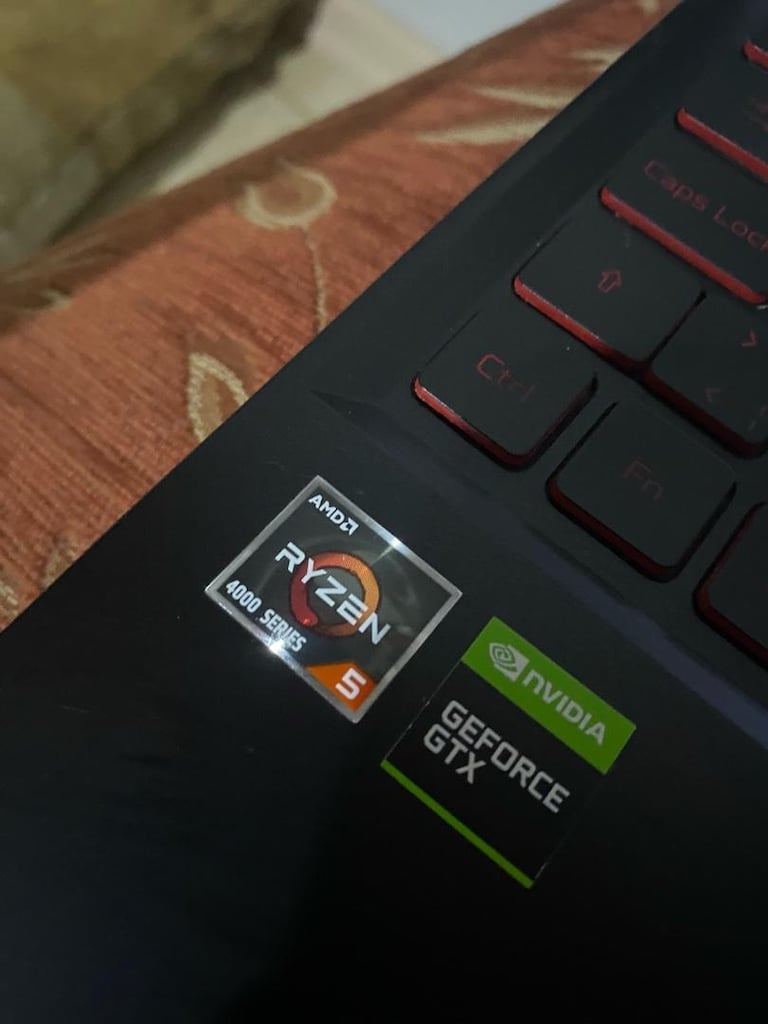 ACER NİTRO GAMİNG LAPTOP - 2