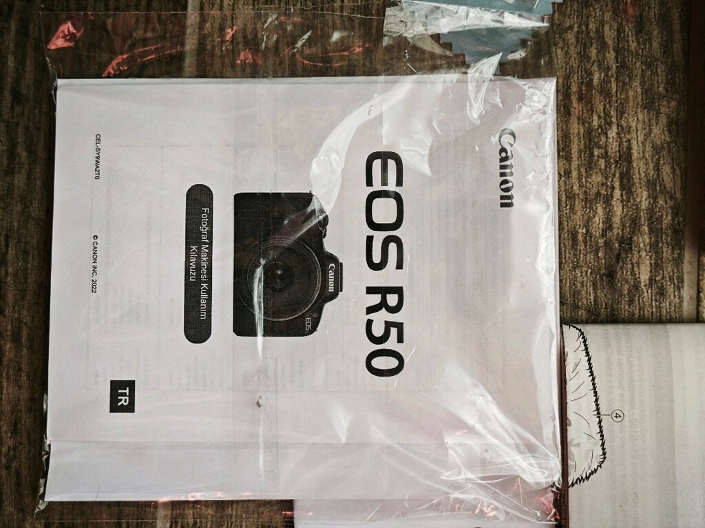 Sıfır Ayarında Canon EOS R50 Set – Çok Temiz ve Eksiksiz! - 2