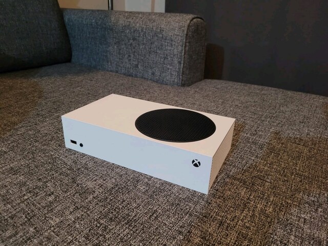 XBOX SERIES S | GTA 6 OYNATIR | TEMİZ | +1 KOL