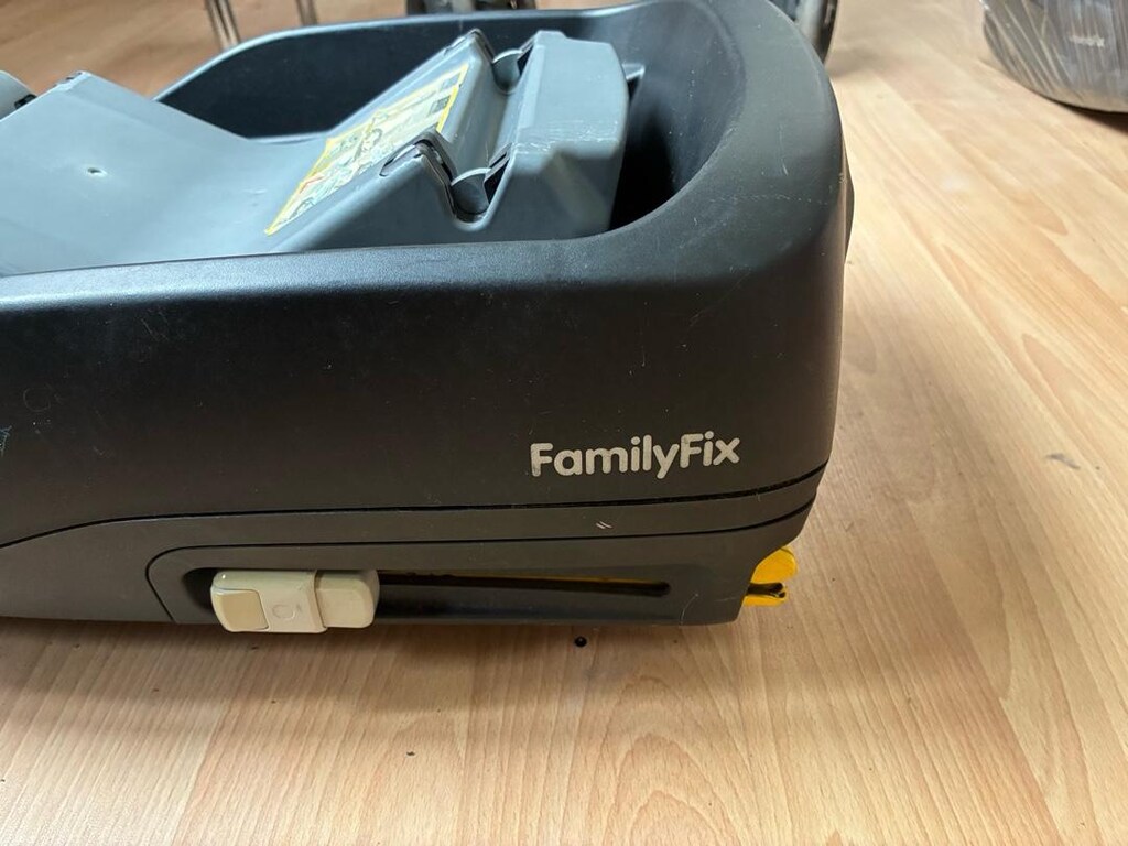 Komple Set-Maxi Cosi Oto Koltuğu+family fix+Mothercare baston araba - 10
