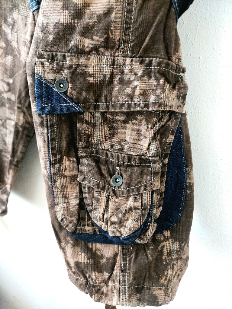 Denim yamalı kamuflaj batik desenli kargo Şort - 2