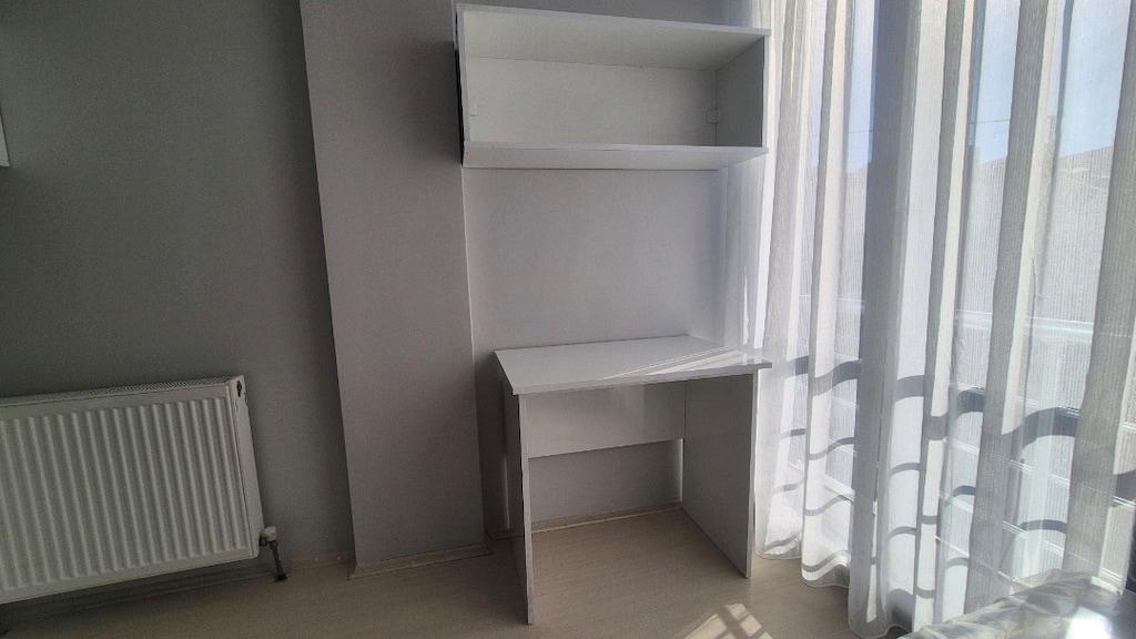 Kullanılmamış!! Masa+Raf ve diğerleri (Açıklamaya bakınız)