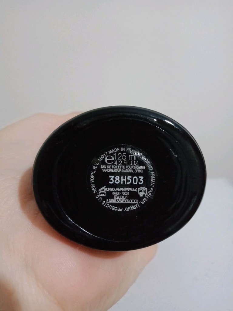 Armani Code Parfüm Şişesi - 2
