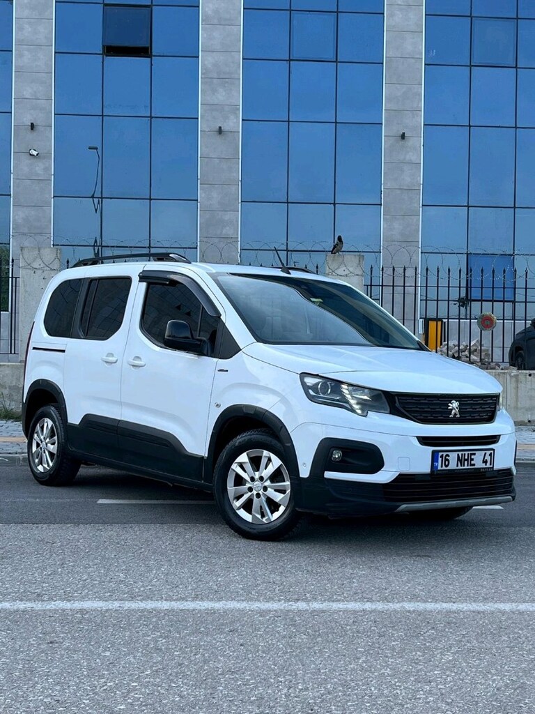 Peugeot RIFTER