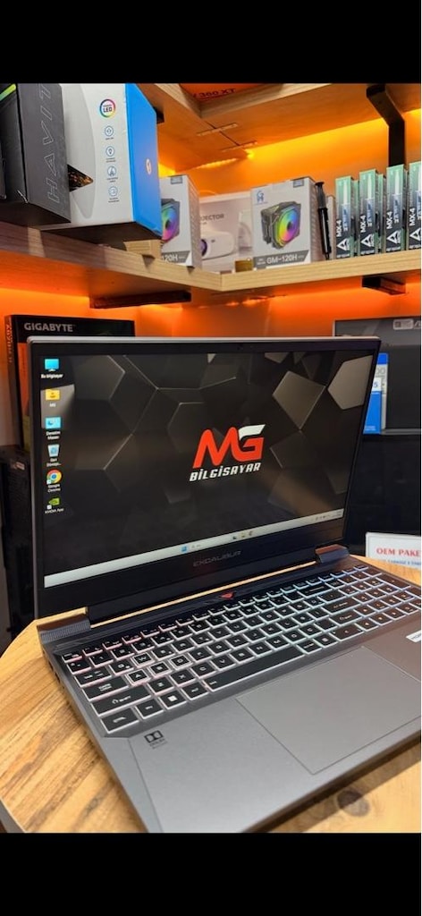 " TEMİZ " EXCALİBUR - i5 12450H / RTX 2050 Gaming Laptop - 4