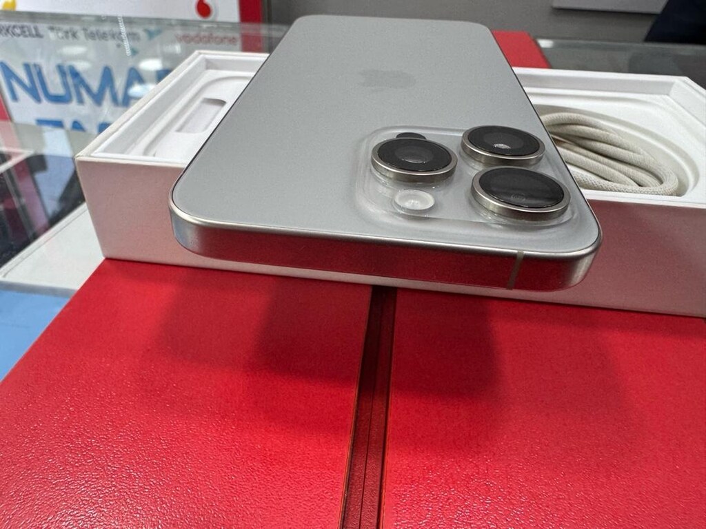HATASIZ 15 PRO MAX TİTANIUM PİL 90 - 6