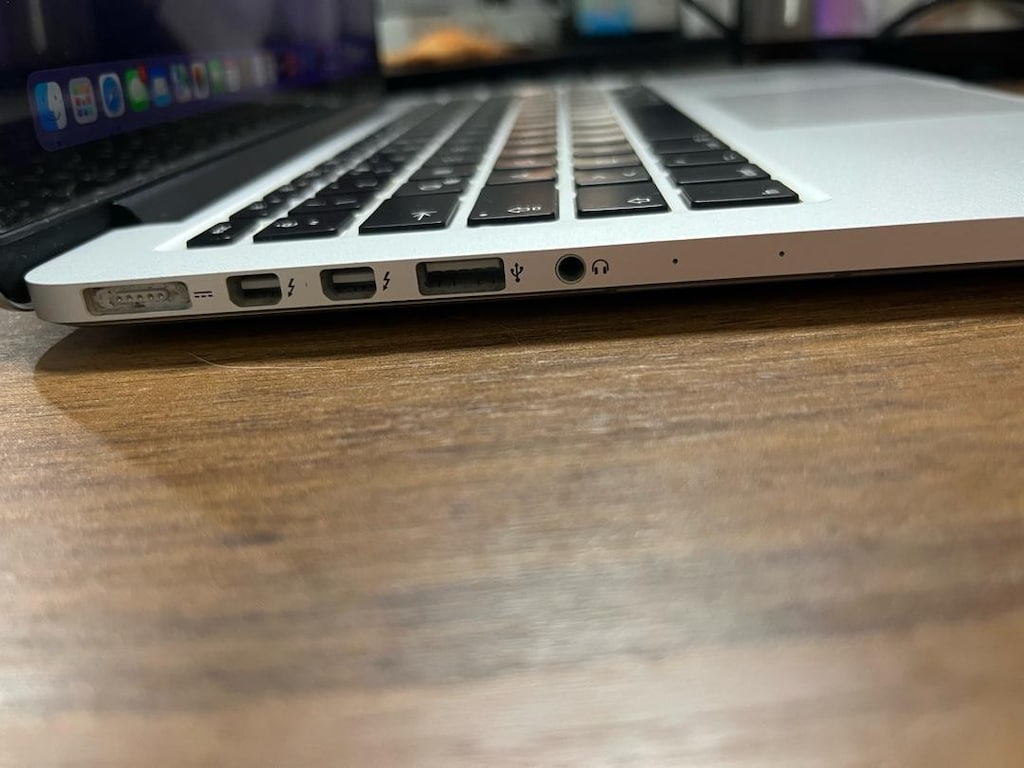 MacBook Pro Retina 13 2015 Kutulu, Çok Temiz, 128GB - 5