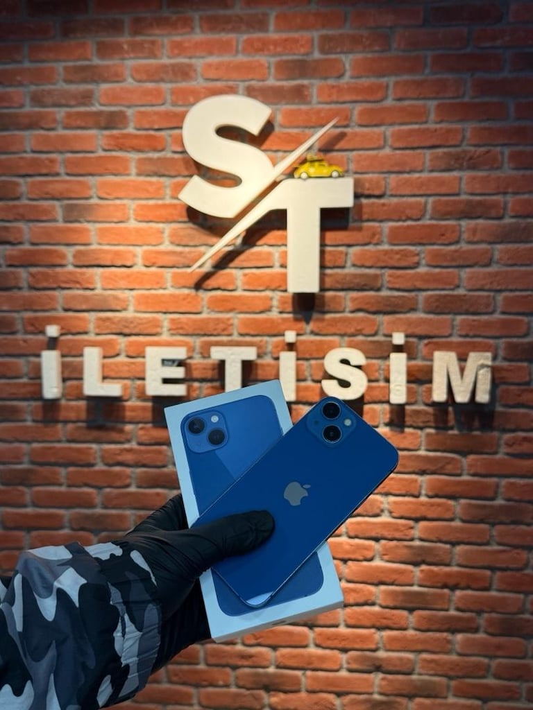 PİL 100 MAVİ SORUNSUZ KUTULU FATURALI İPHONE 13 ST İLETİŞİM’DE