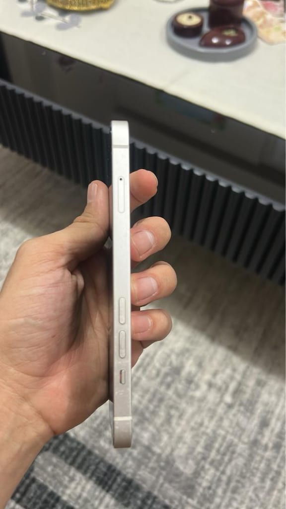 iPhone 13 128GB Beyaz Renk Ağustos 2027 ye Kadar Açık Yd - 3