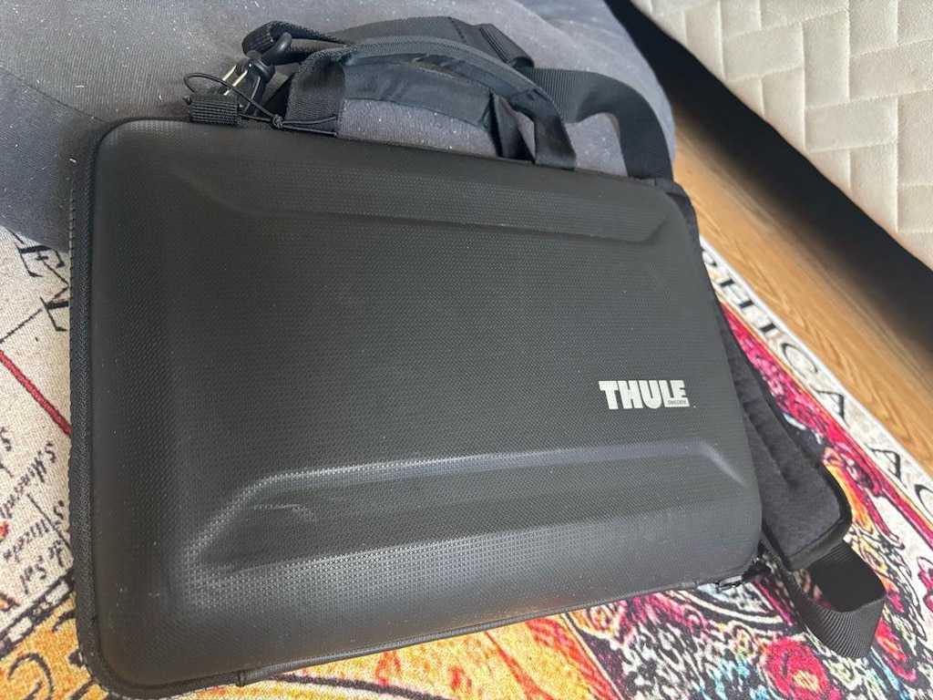 THULE ÇANTA - 2