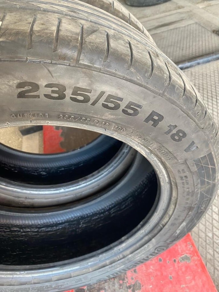 235 55 18 CONTINENTAL - 4