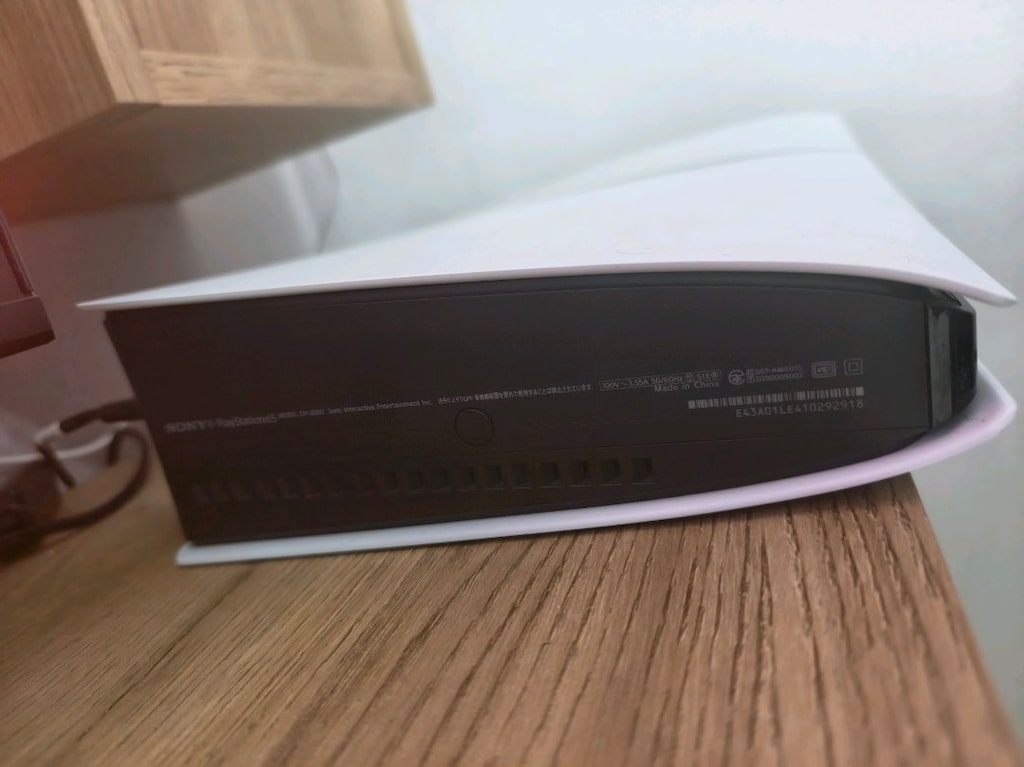 PlayStation 5 slim+ 2 kol - 2