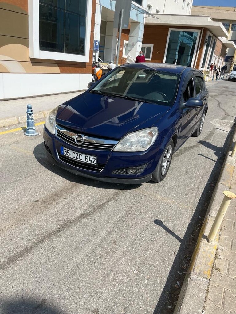 Opel Astra H - 2