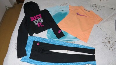 NİKE MARKA TAYT SWEATSHİRT BİR TİŞÖRT
