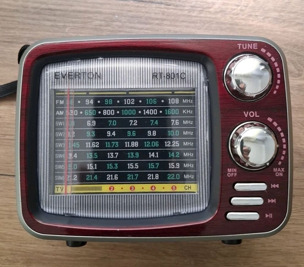 Everton RT-801C Bluetooth Nostaljik Radyo | Kutulu, Kullanılmamış - 2