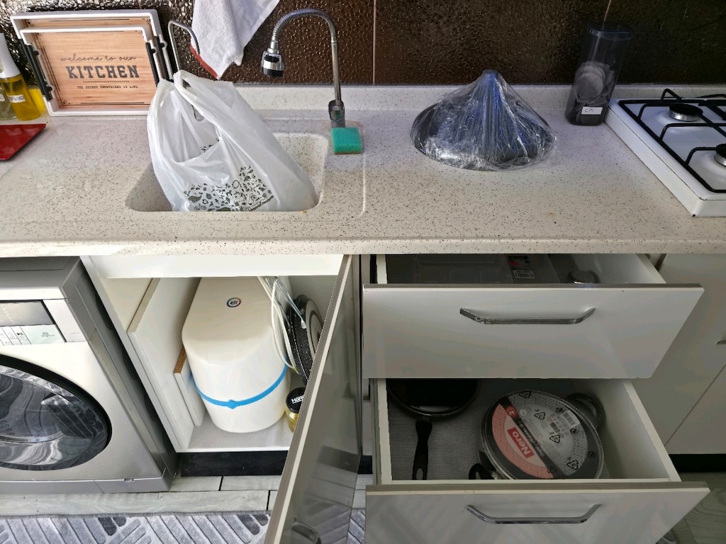 Bugüne Özel Tüm Ev Eşyaları Satılıktır - 8