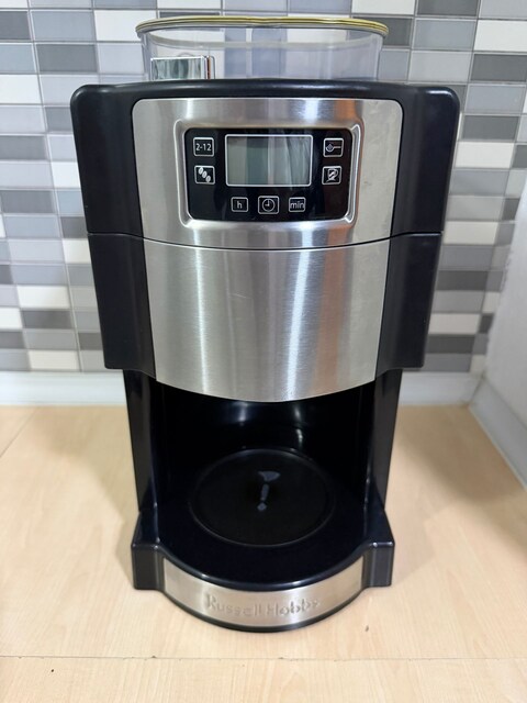 RUSSELL HOBBS KAHVE MAKİNASI