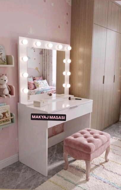 İMALATTAN LEDLİ MAKYAJ MASASI