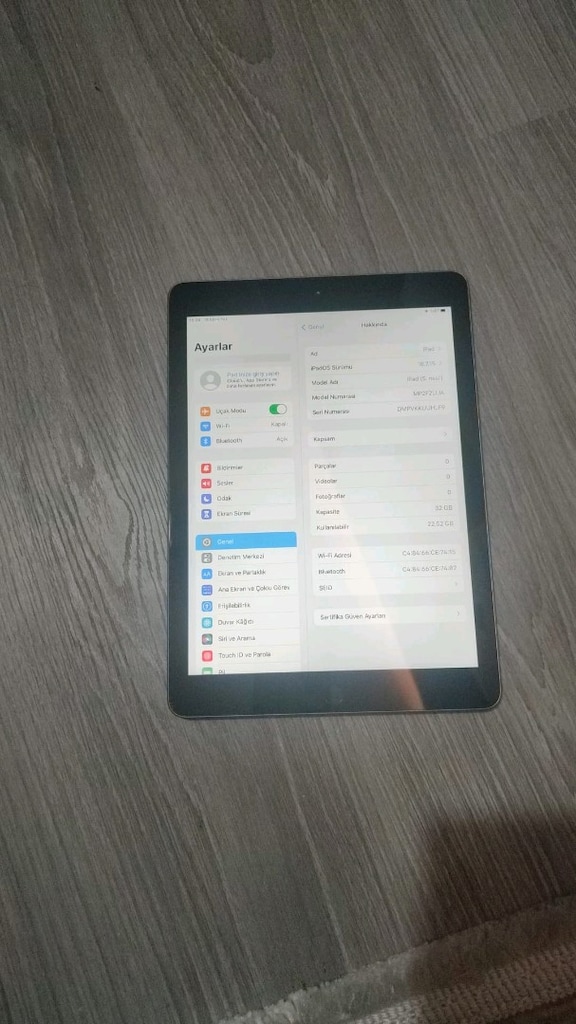 iPad (5. Nesil) 32 GB Wi-Fi – Uzay Grisi / Temiz & Sorunsuz - 2