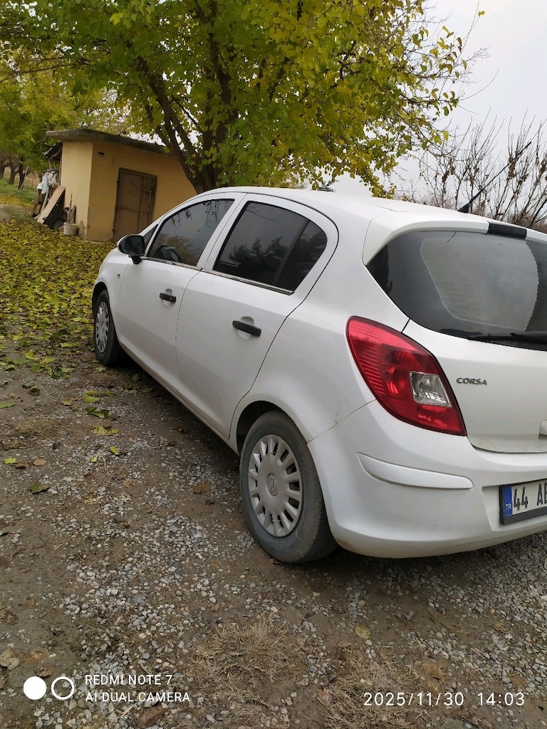 Opel Corsa 1.3 dizel.2008 manuel 335 binde - 4