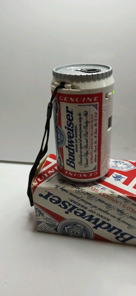 Koleksiyonluk fotoğraf makinesi , Budweiser kutusu görünümlü, karton k - 7