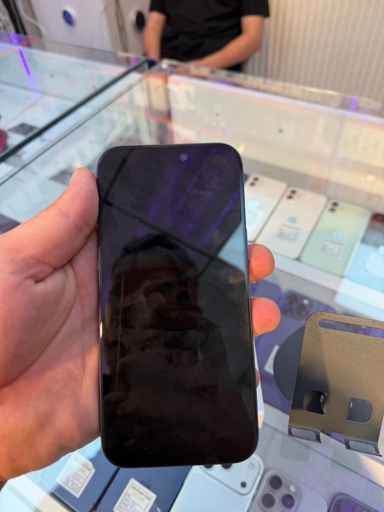 İPHONE 17 Promax Nokta hatasız 21 AY GARANTİLİ PİL durumu 100 - 6