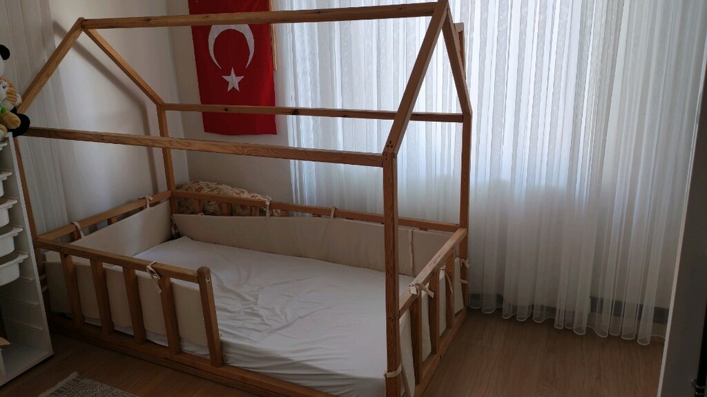 Montesorri yatak - 2