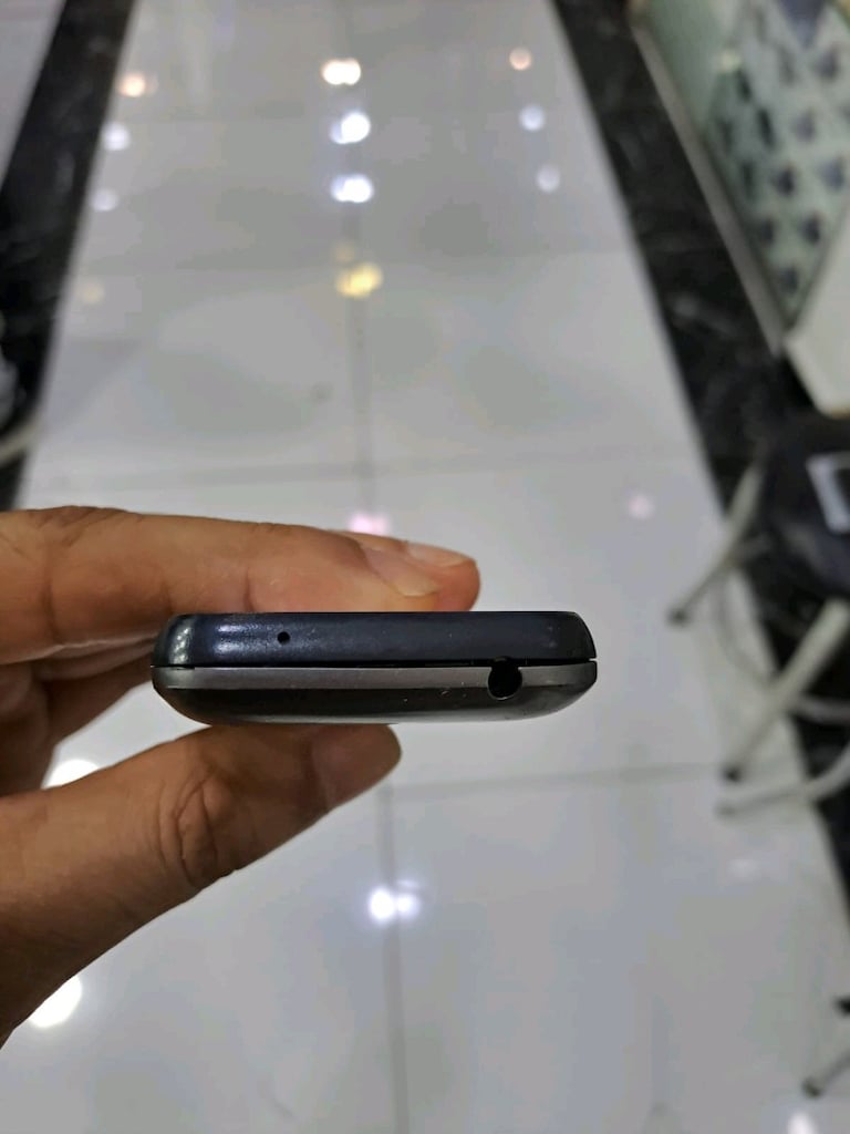 Alcatel 3088x 4.5gli YouTubelu kayıtlı tuşlu telefon - 6