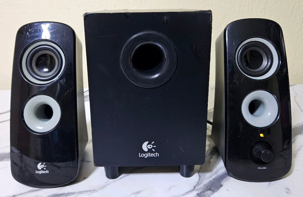 Logitech Z323 2+1 Ses Sistemi Temiz 30Watt RMS - 3