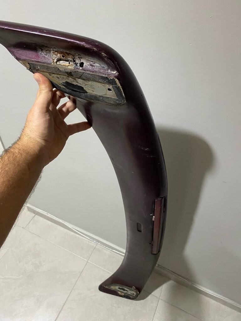 ford escort spoiler - 2