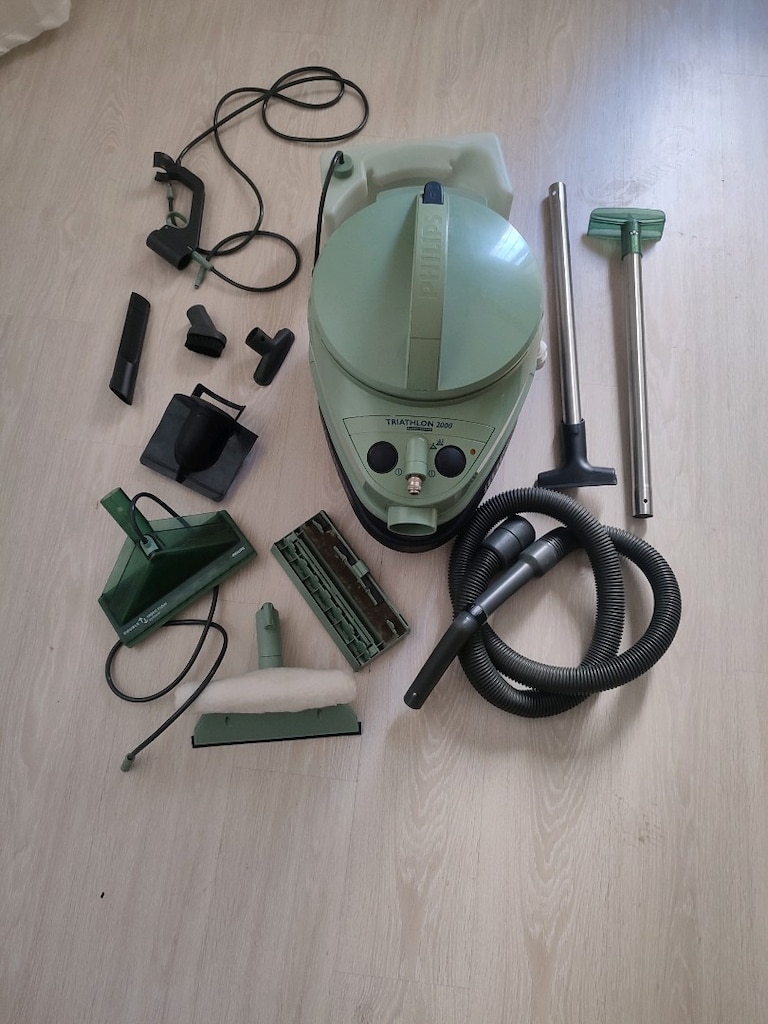 Acil satılık Philips Triathlon2000 halı ve koltuk yıkama makinesi