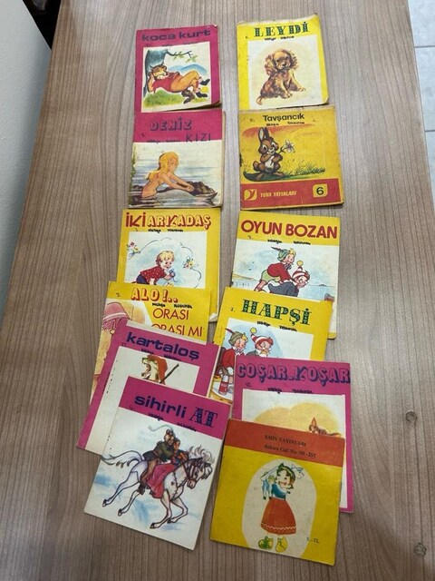 Eski dönem hikaye kitapçıkları