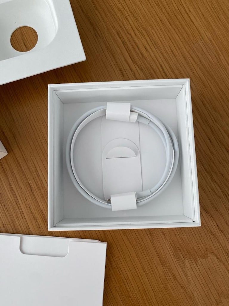 Hediye Gelen Sıfır AirPods 3. Nesil - Hiç Kullanılmadı - 2