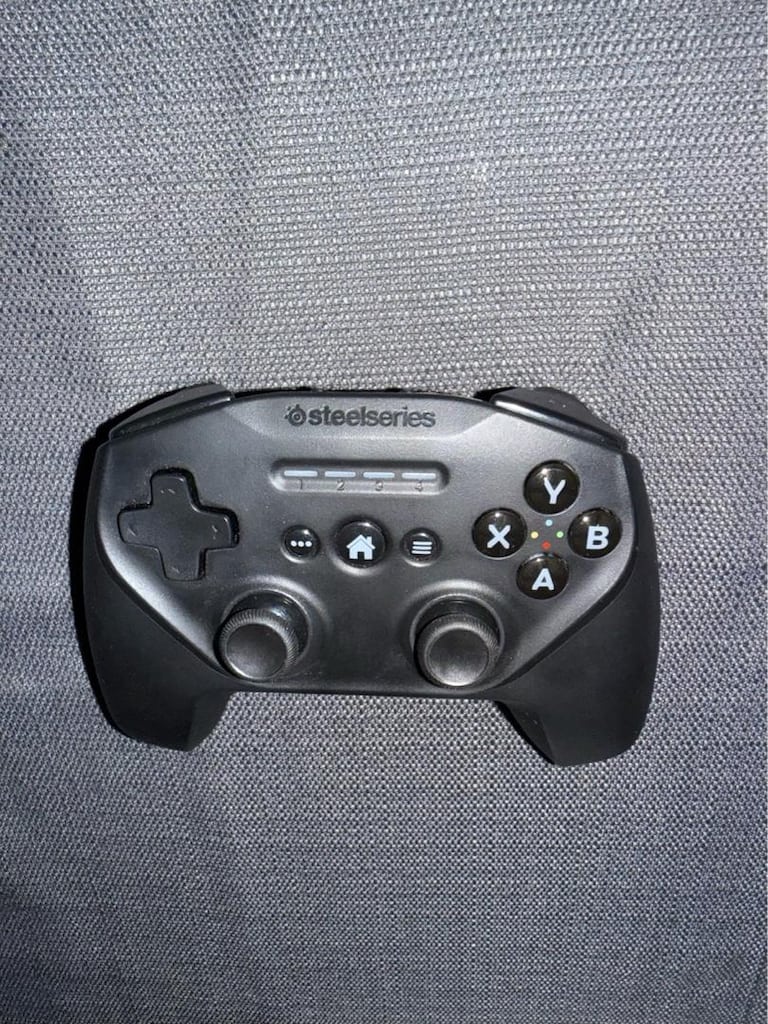 Steelseries Nimbus Plus - 5