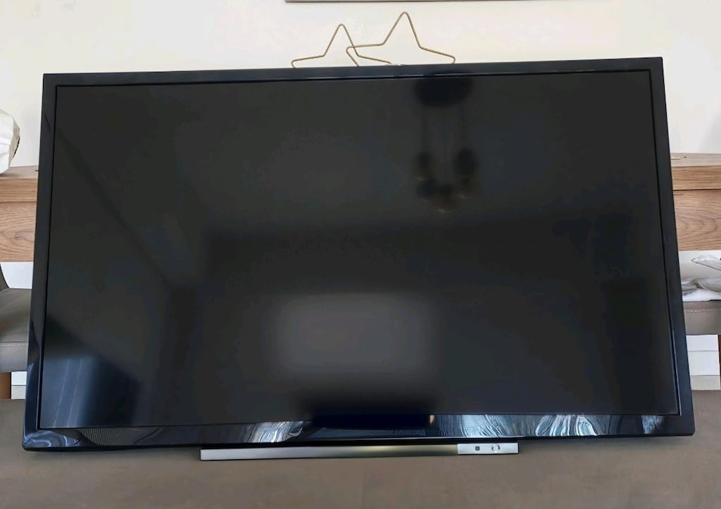 Toshiba LCD Tv - 7
