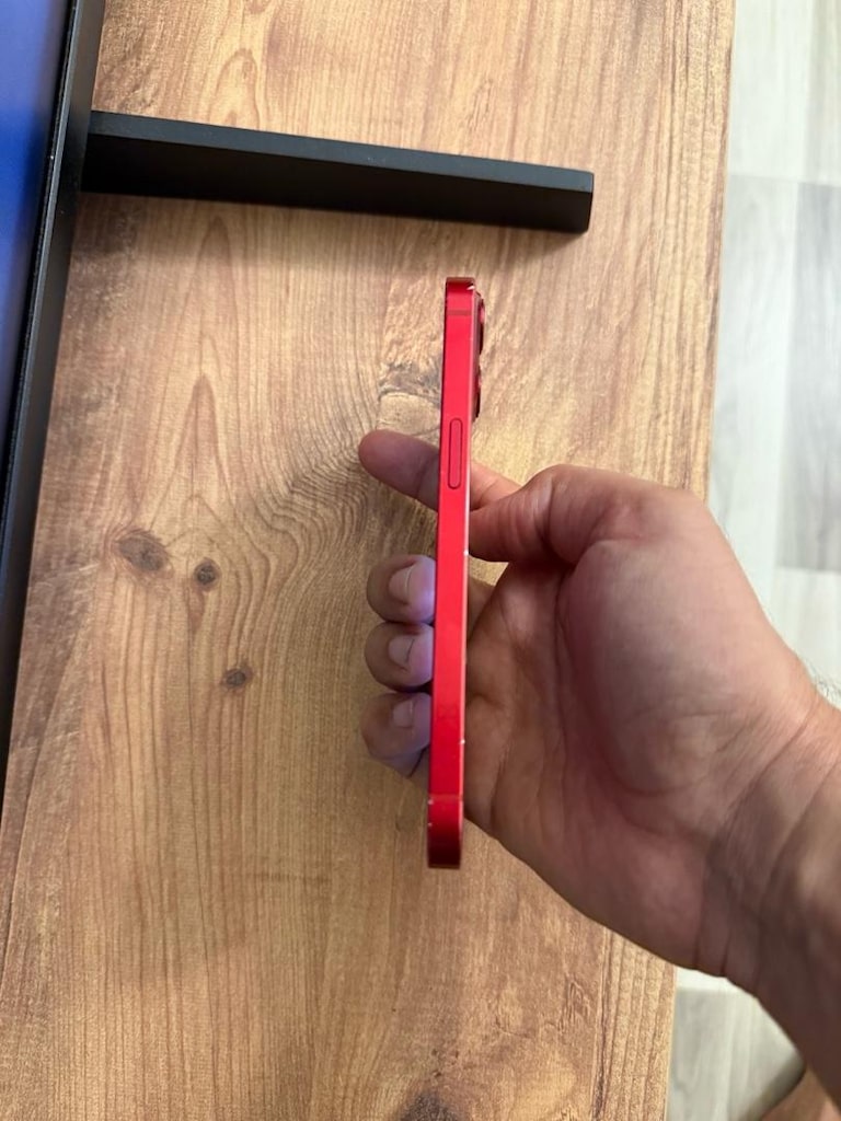 İPHONE 13 KIRMIZI 128 GB PİL 84 DEĞİŞENSİZ YURTİÇİ FATURALI ORJİNAL - 12