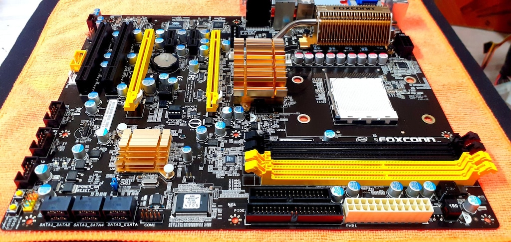 Socket AM3 FOXCONN A7DA-S 3.0 NVMe M.2 SSD BIOS DESTEKLİ ANAKART - 4