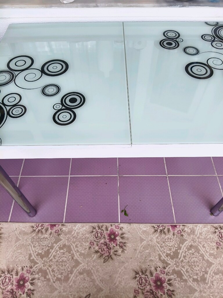 cam,desenli,orta kısımdan açılır kapanır yemek masası - 3