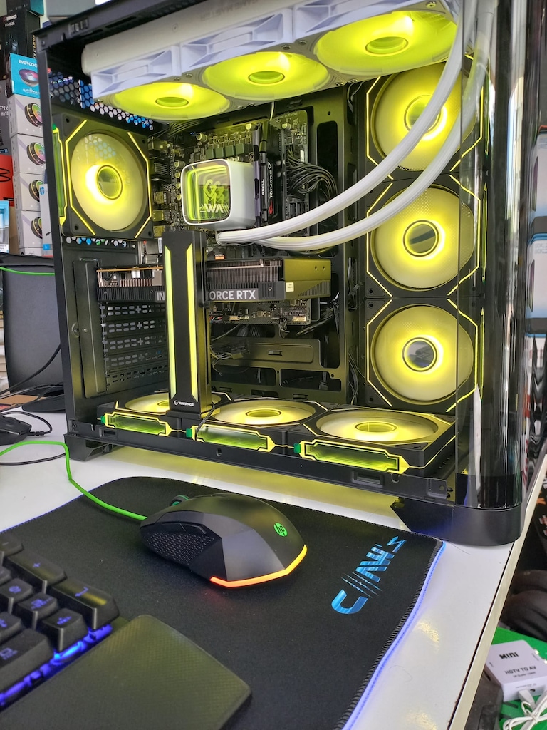 NOKTA HATASIZ!!! RAMPAGE İ5 12 NESİL 32 GB RAM RTX 5060 165 HZ - 12