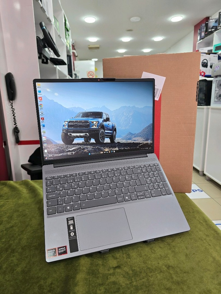 LENOVO IDEAPAD SLIM 3 15ARP10 AMD RYZEN 7 | 8 GB DDR5 | 512 GB M.2 - 19