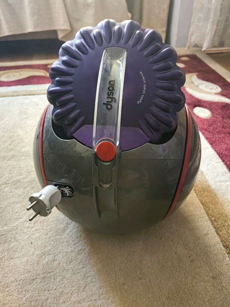 dyson cinetic big ball parquet 2 sorunsuz çalışıyor diğer parçalar yok - 8