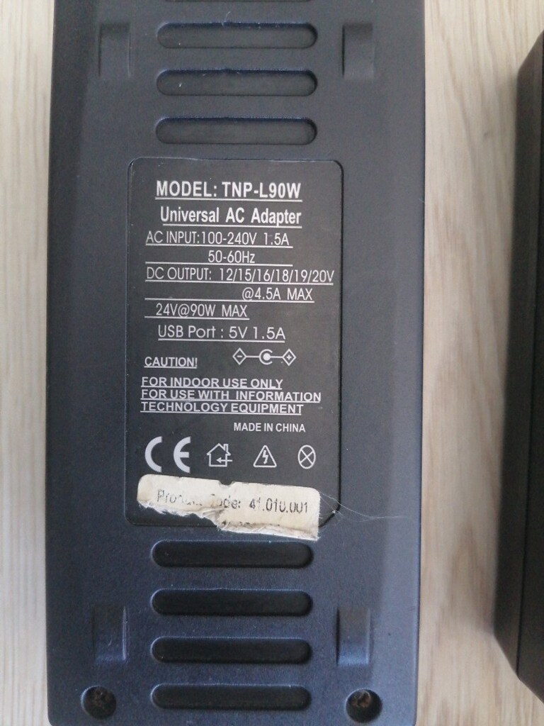 Leptop Adaptörü 3ü 500tl - 2