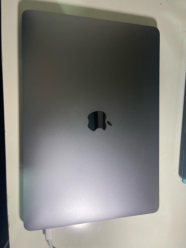 Apple macbook pro m2 512gb uzay grisi - 2