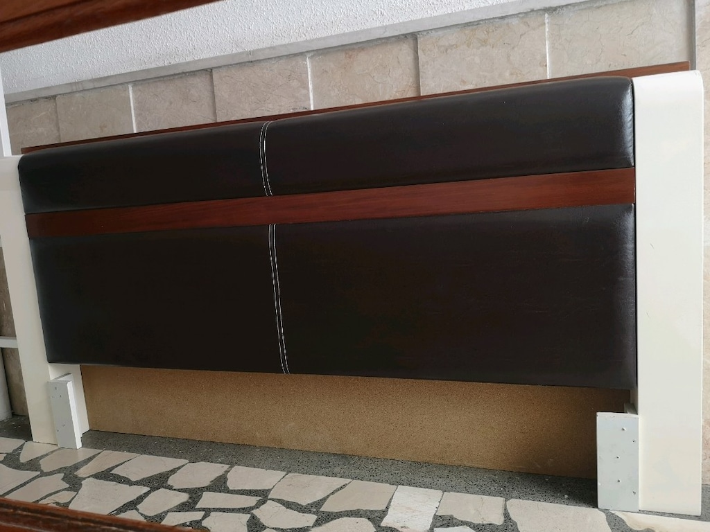 Yatak odası baza ve başlıklı - 3