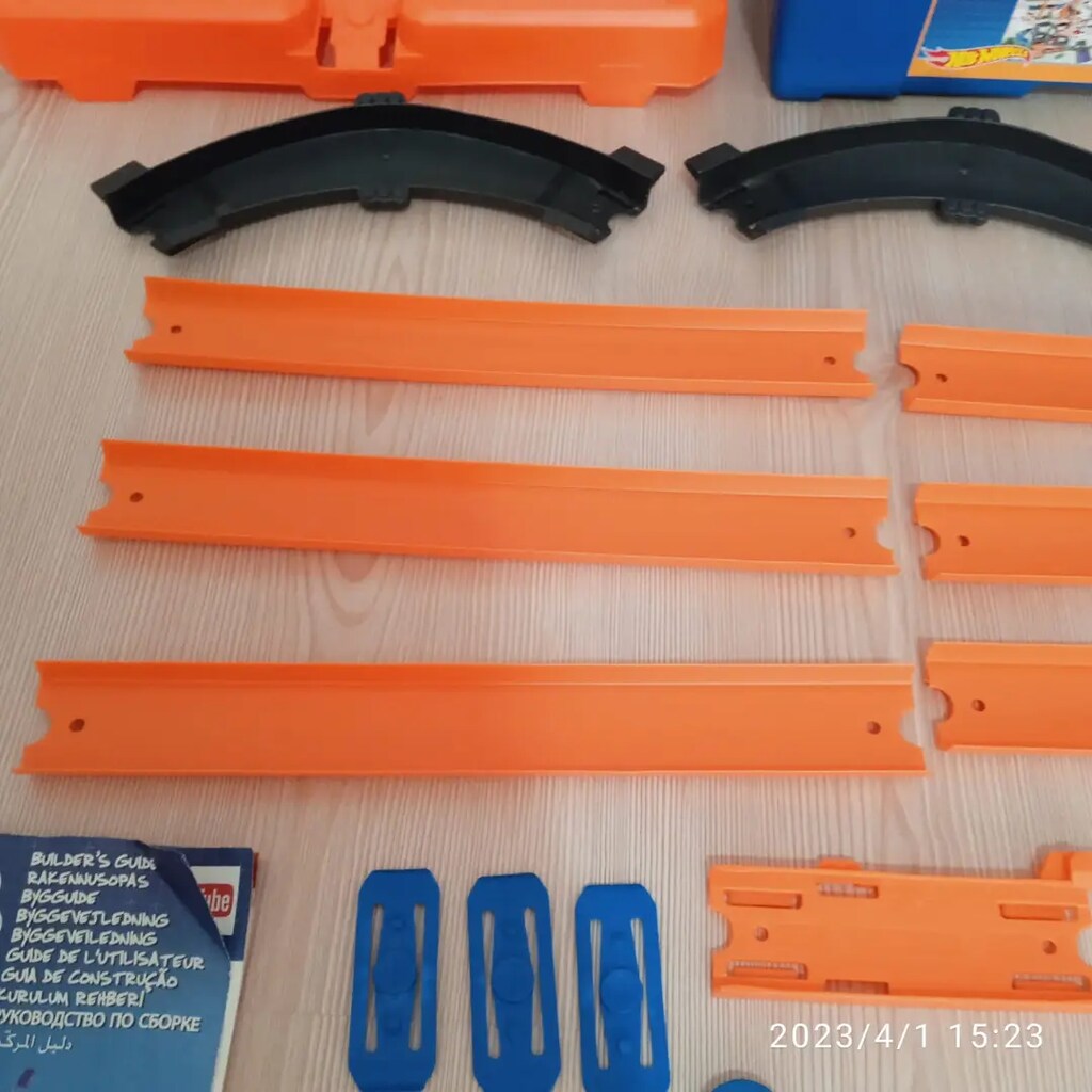 Hot Wheels - 11